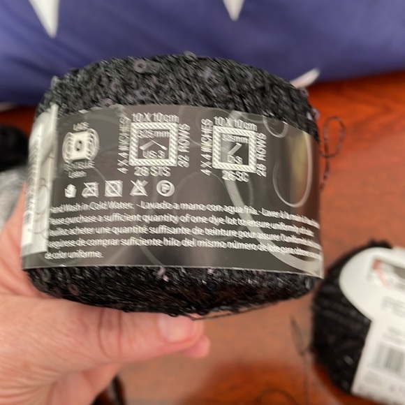 Yarn, Bundle - Picture 7 of 9